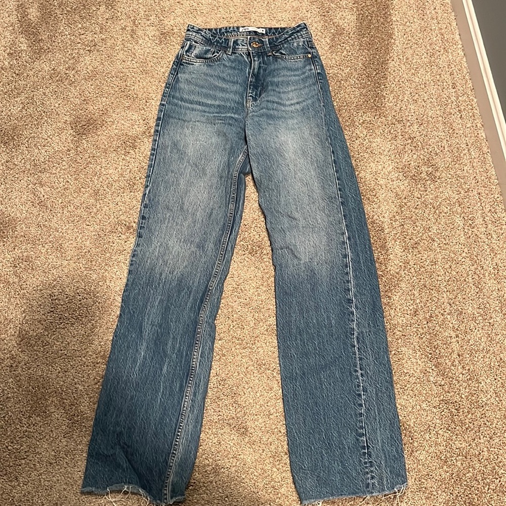 Zara Straight Leg High Waisted Jeans